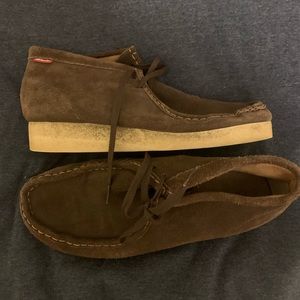 Size 9 mens clark boots